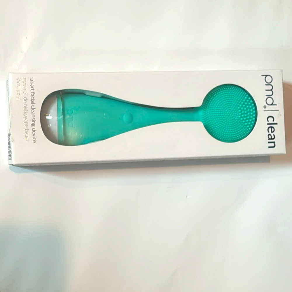 PMD smart facial cleansing devise